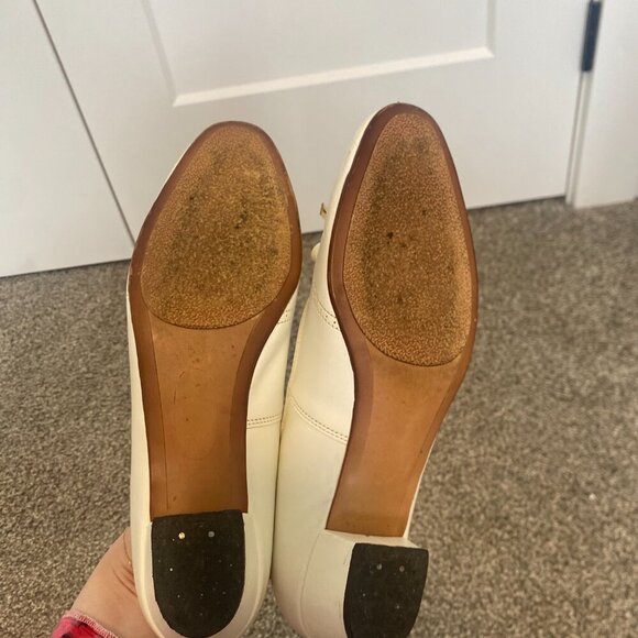 Vintage Clinic White Leather Low Pump Heels W Wingtip Victorian Style Size 7 1/2 - Picture 11 of 11